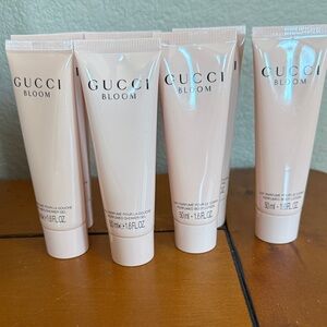 Gucci Bloom Cream Lotion Set
7 Tubes
1.6fl oz each